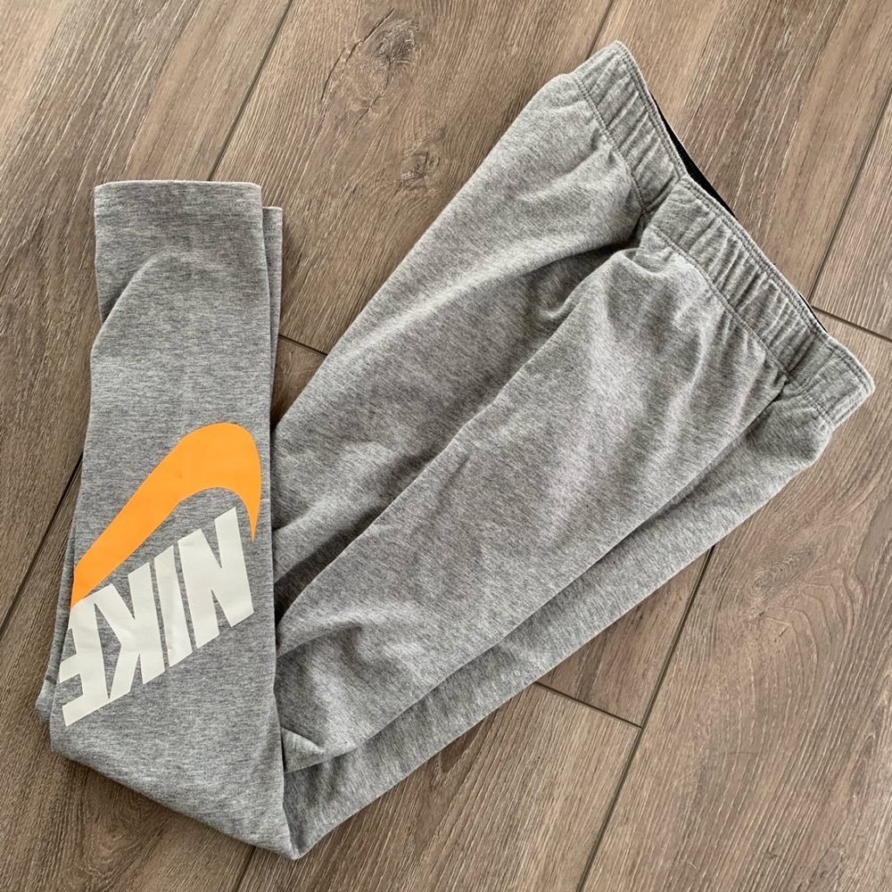 Nike leggings